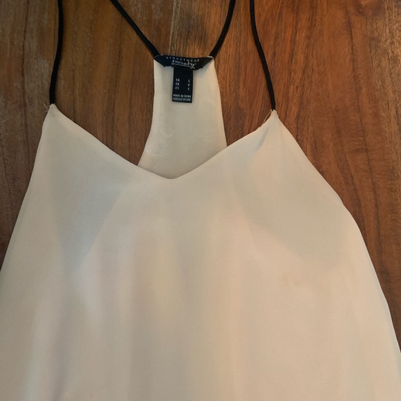 Pink camisole - Picture 2 of 2